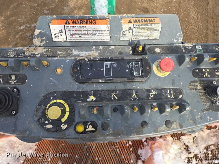 image for item EB1160 2015 JLG 1350SJP boom lift