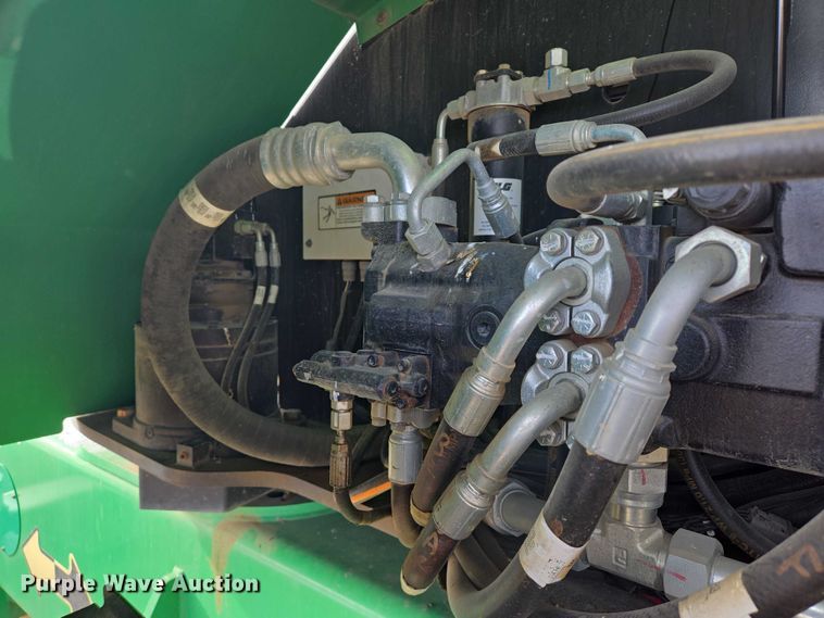 image for item EB1160 2015 JLG 1350SJP boom lift