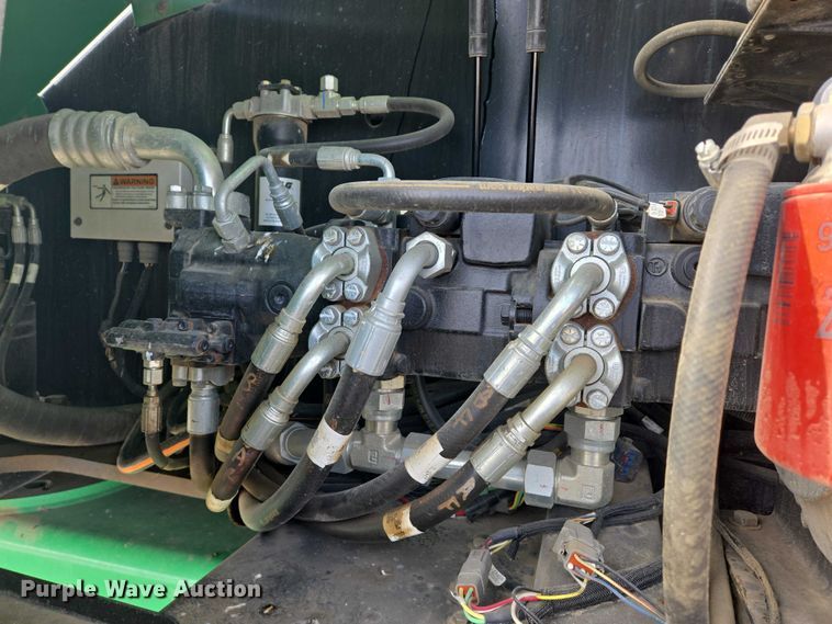 image for item EB1160 2015 JLG 1350SJP boom lift