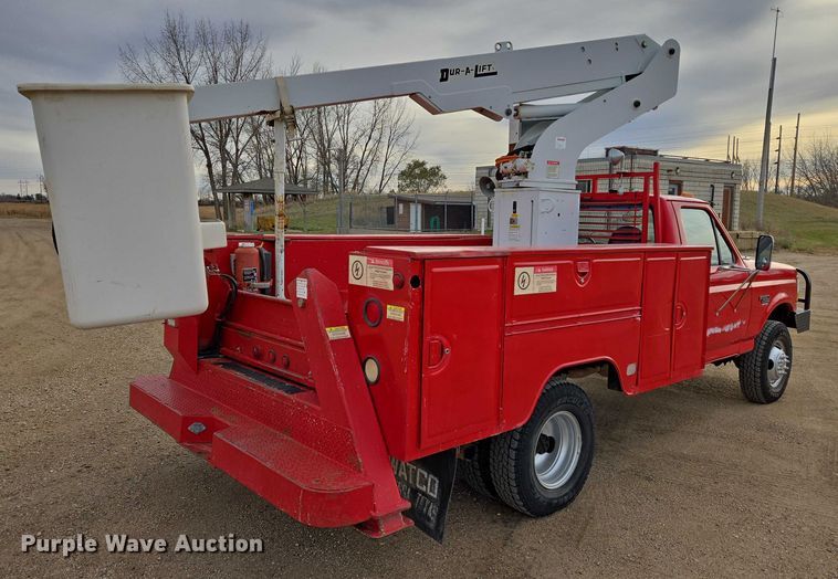 image for item EB1161 1996 Ford F350 XL bucket truck