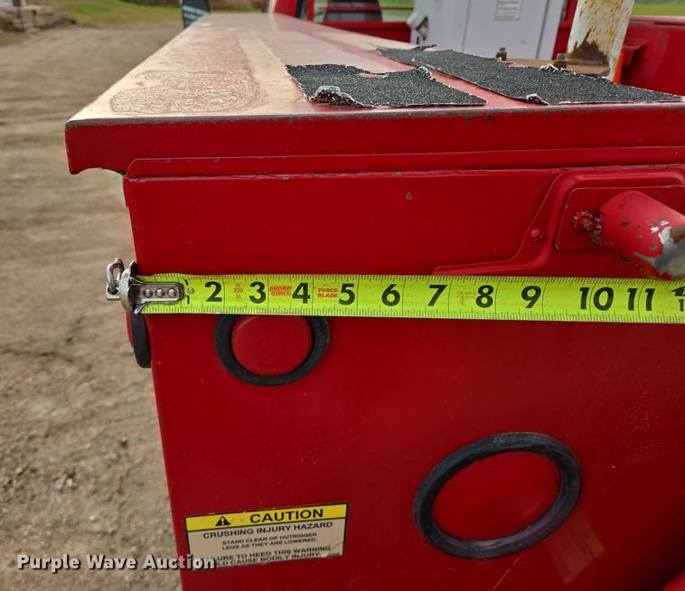 image for item EB1161 1996 Ford F350 XL bucket truck