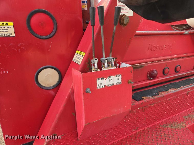 image for item EB1161 1996 Ford F350 XL bucket truck