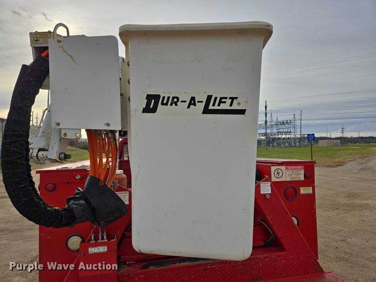 image for item EB1161 1996 Ford F350 XL bucket truck