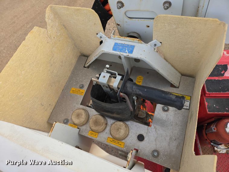 image for item EB1161 1996 Ford F350 XL bucket truck