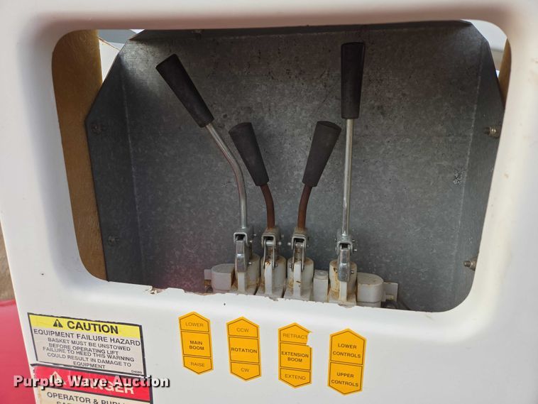 image for item EB1161 1996 Ford F350 XL bucket truck