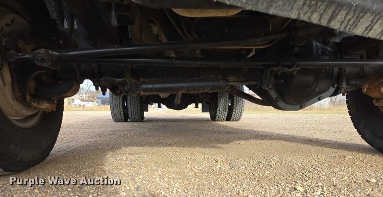 image for item EB1161 1996 Ford F350 XL bucket truck