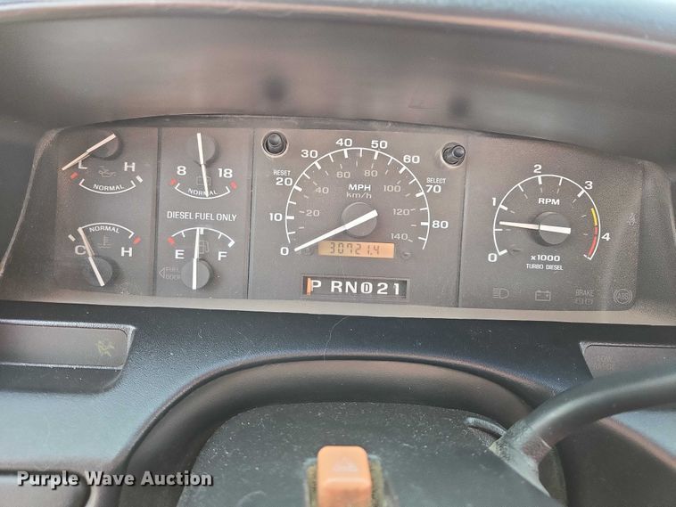 image for item EB1161 1996 Ford F350 XL bucket truck