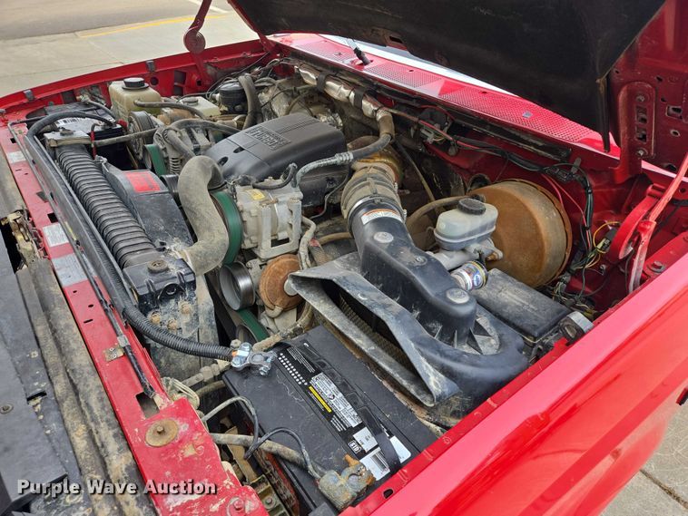 image for item EB1161 1996 Ford F350 XL bucket truck