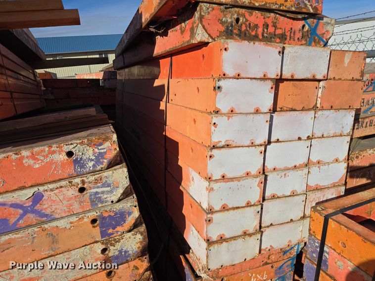 image for item EB1162 Peri Trio concrete forms