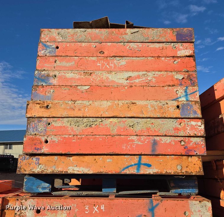 image for item EB1162 Peri Trio concrete forms