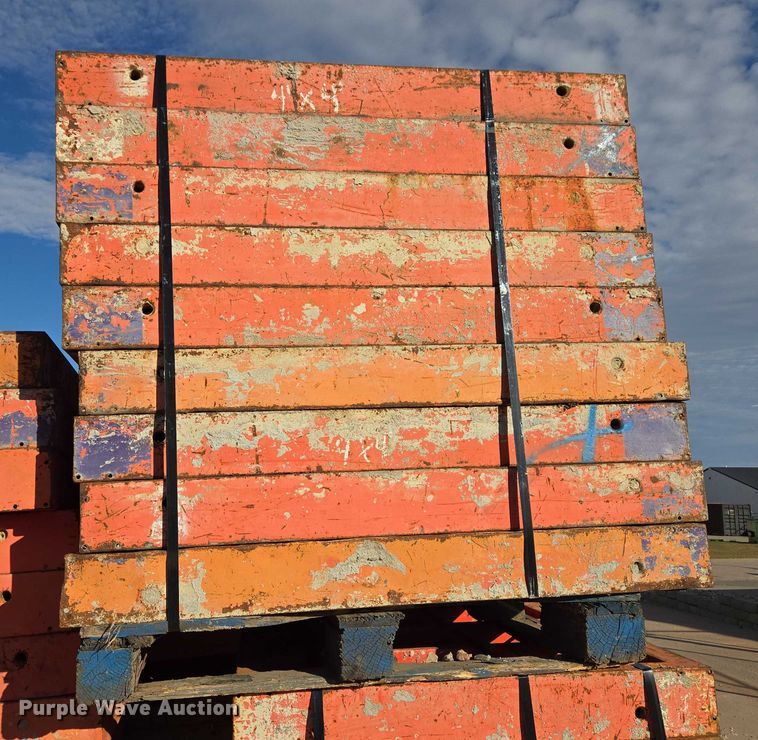 image for item EB1162 Peri Trio concrete forms