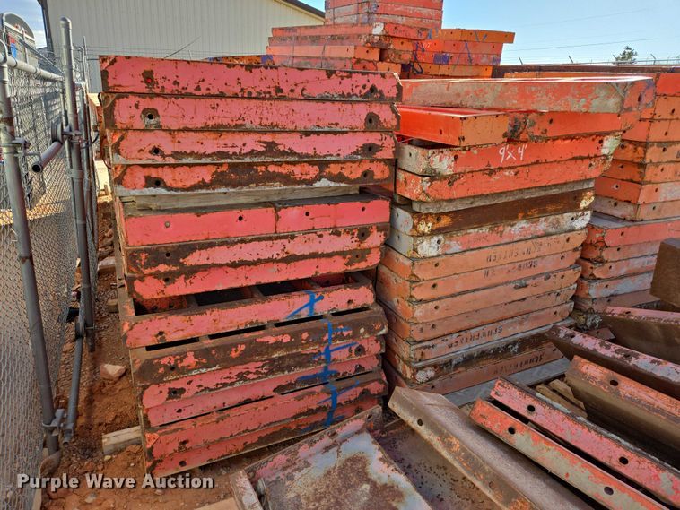 image for item EB1162 Peri Trio concrete forms