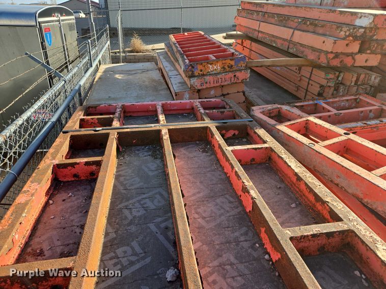 image for item EB1162 Peri Trio concrete forms