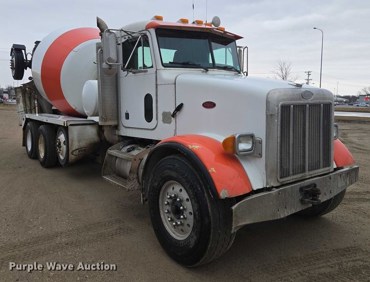 image for item EB1188 2003 Peterbilt 357 ready mix truck