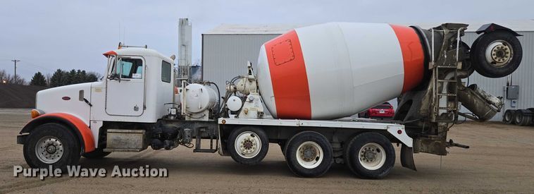 image for item EB1188 2003 Peterbilt 357 ready mix truck