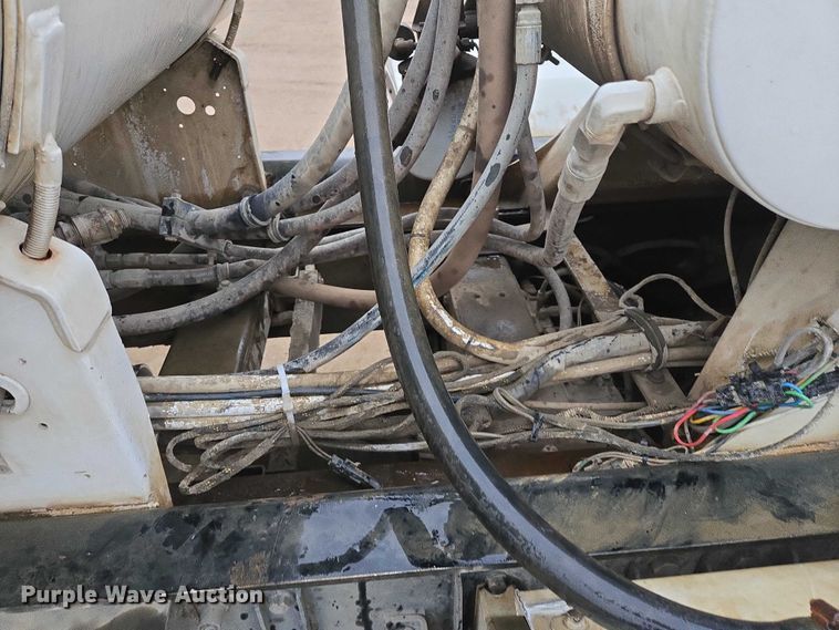 image for item EB1188 2003 Peterbilt 357 ready mix truck