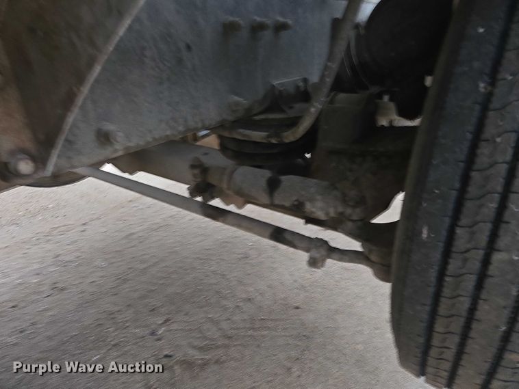 image for item EB1188 2003 Peterbilt 357 ready mix truck