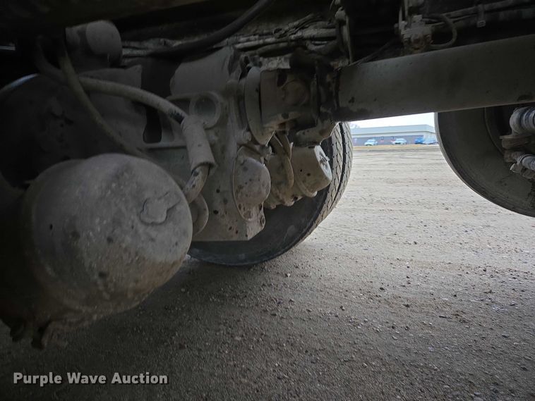 image for item EB1188 2003 Peterbilt 357 ready mix truck