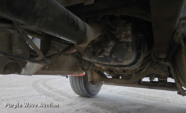 image for item EB1188 2003 Peterbilt 357 ready mix truck