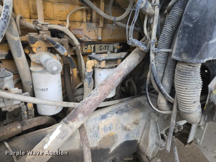 image for item EB1188 2003 Peterbilt 357 ready mix truck