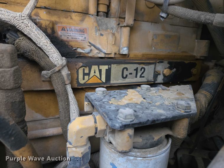 image for item EB1188 2003 Peterbilt 357 ready mix truck