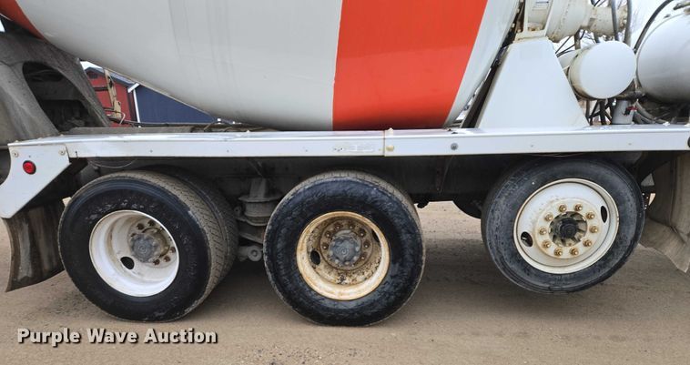 image for item EB1188 2003 Peterbilt 357 ready mix truck