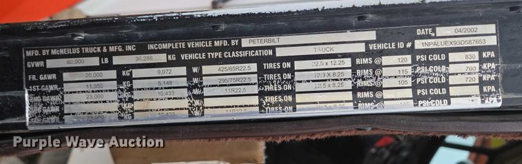 image for item EB1188 2003 Peterbilt 357 ready mix truck