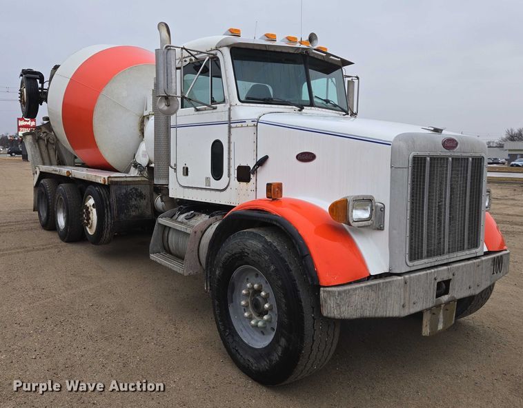 image for item EB1189 2000 Peterbilt 357 ready mix truck