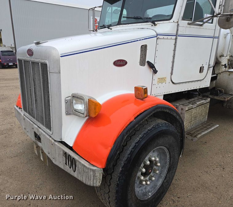 image for item EB1189 2000 Peterbilt 357 ready mix truck