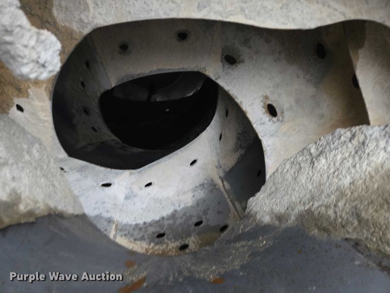 image for item EB1189 2000 Peterbilt 357 ready mix truck