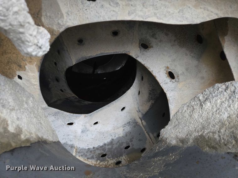 image for item EB1189 2000 Peterbilt 357 ready mix truck