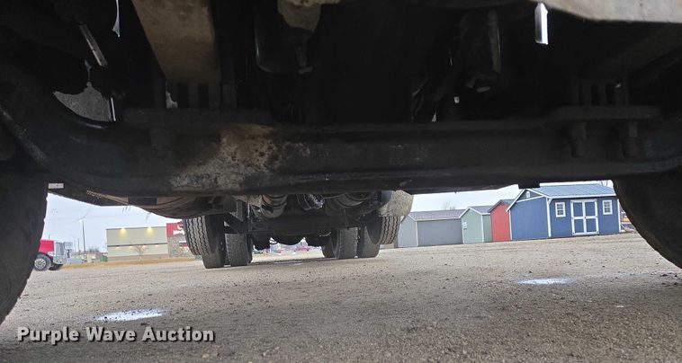 image for item EB1189 2000 Peterbilt 357 ready mix truck