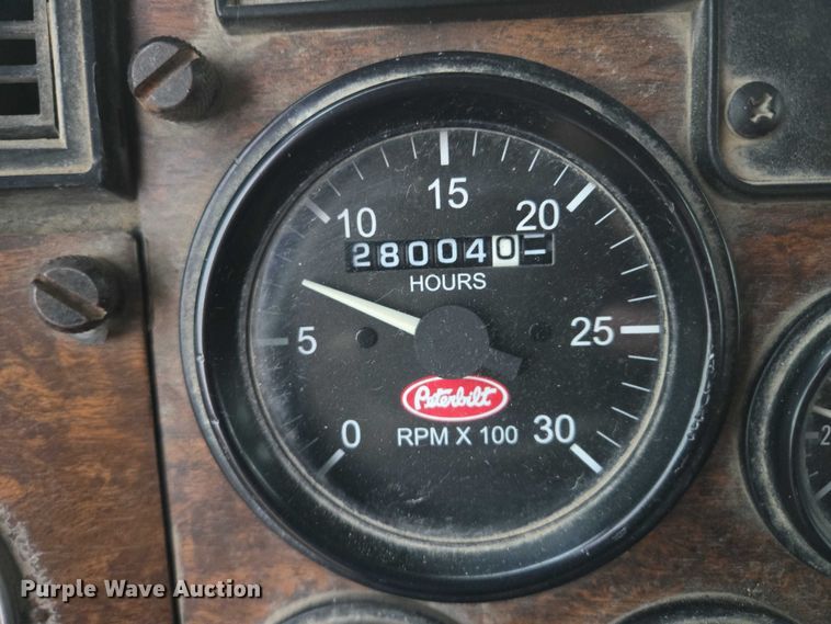 image for item EB1189 2000 Peterbilt 357 ready mix truck