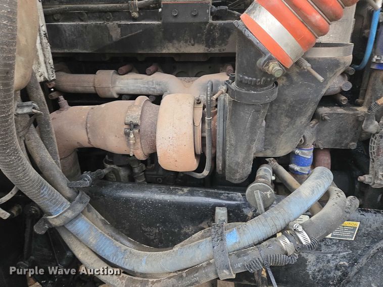 image for item EB1189 2000 Peterbilt 357 ready mix truck