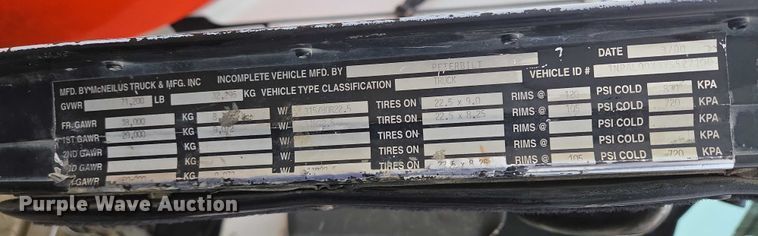 image for item EB1189 2000 Peterbilt 357 ready mix truck