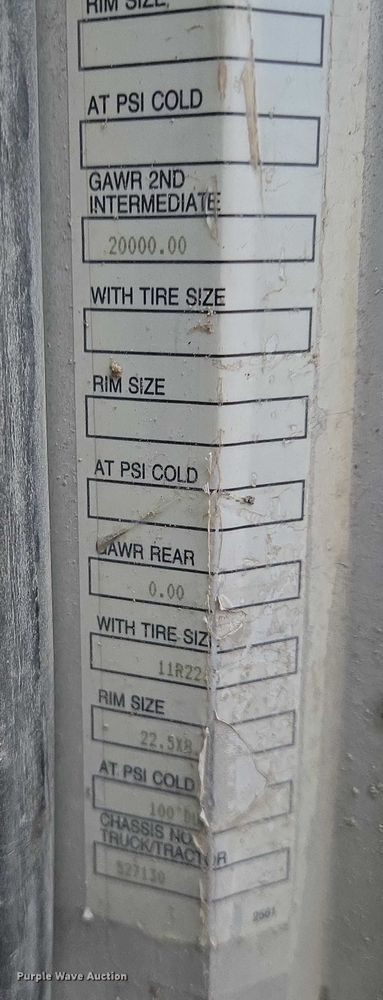 image for item EB1189 2000 Peterbilt 357 ready mix truck