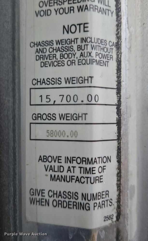 image for item EB1189 2000 Peterbilt 357 ready mix truck