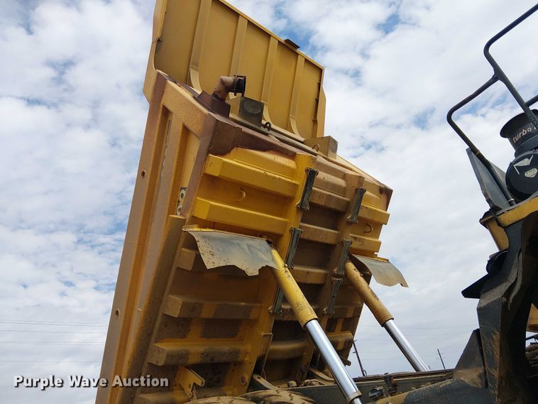 image for item EC1225 2015 Komatsu KHD605-7E0 haul truck