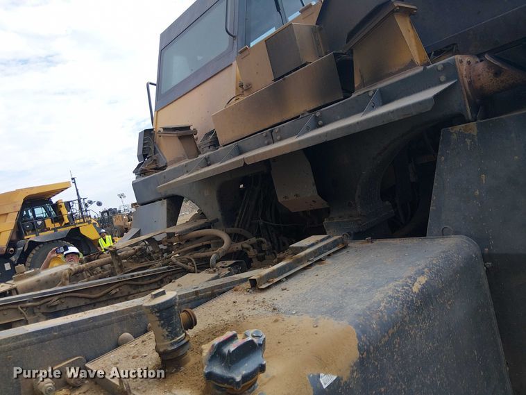 image for item EC1225 2015 Komatsu KHD605-7E0 haul truck