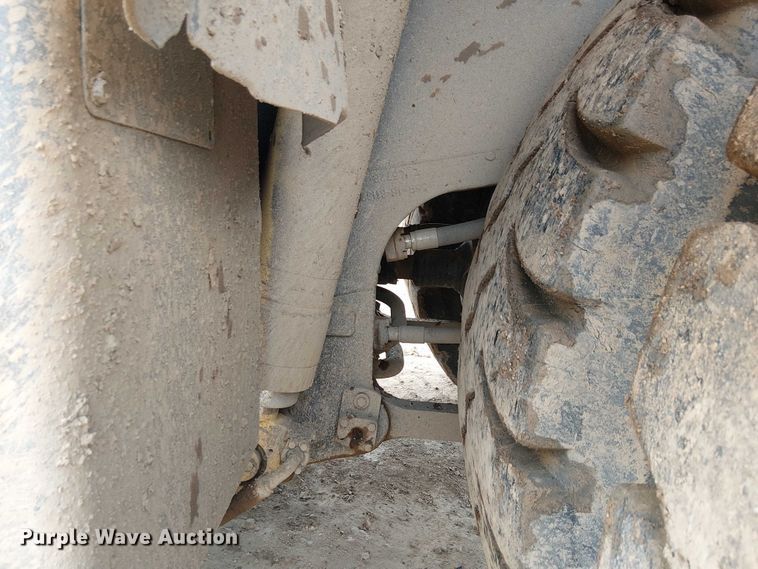 image for item EC1225 2015 Komatsu KHD605-7E0 haul truck