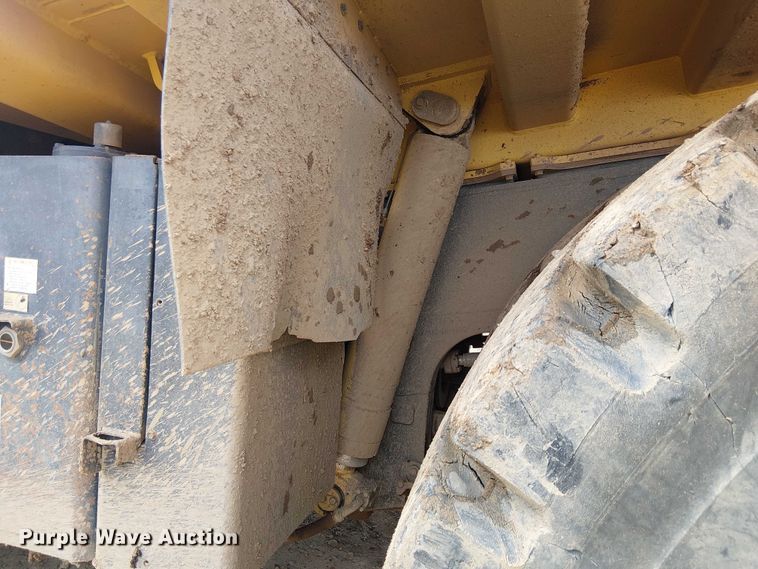 image for item EC1225 2015 Komatsu KHD605-7E0 haul truck