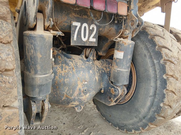 image for item EC1225 2015 Komatsu KHD605-7E0 haul truck