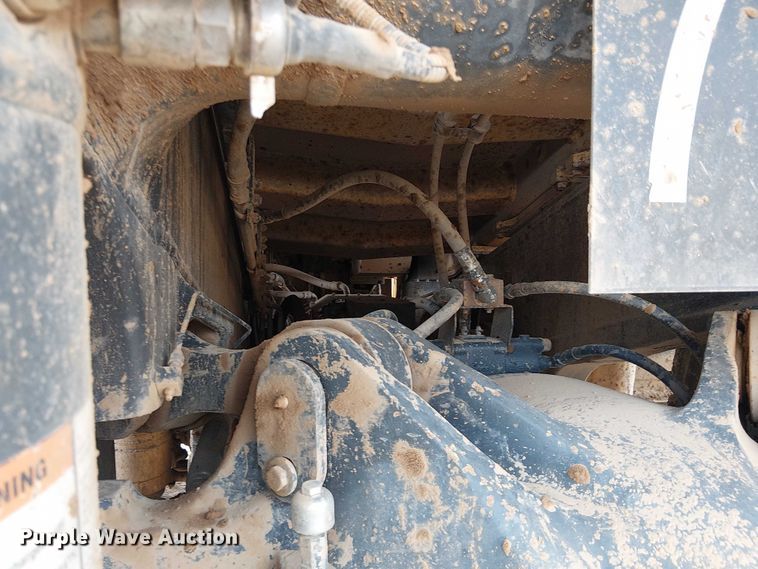 image for item EC1225 2015 Komatsu KHD605-7E0 haul truck