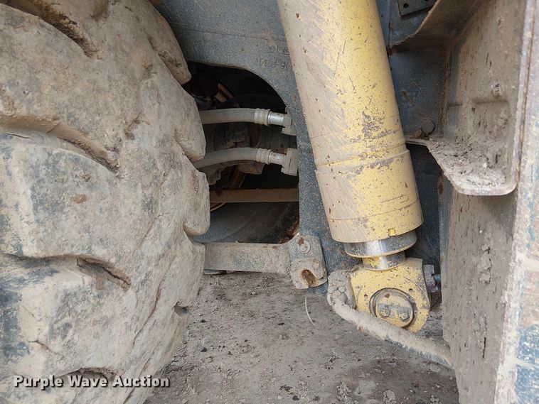 image for item EC1225 2015 Komatsu KHD605-7E0 haul truck