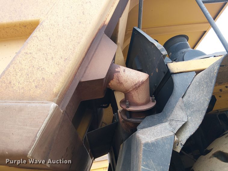 image for item EC1225 2015 Komatsu KHD605-7E0 haul truck