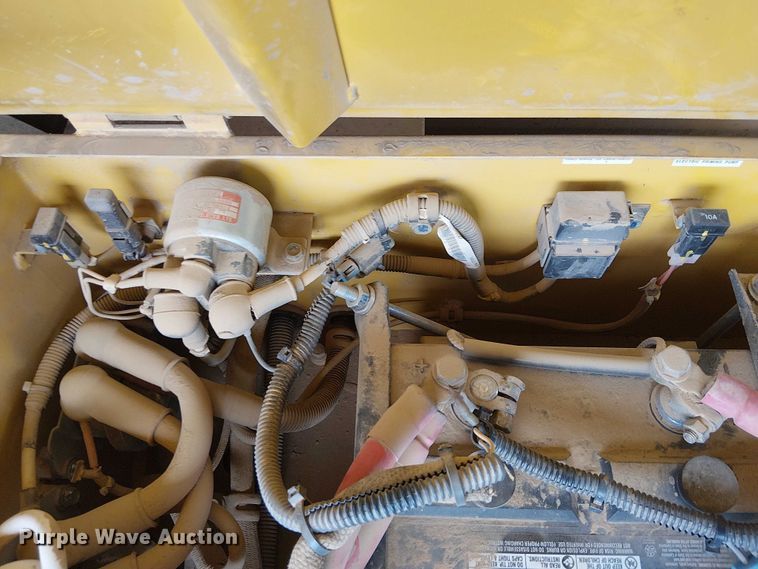 image for item EC1225 2015 Komatsu KHD605-7E0 haul truck