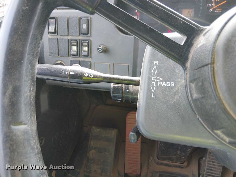 image for item EC1225 2015 Komatsu KHD605-7E0 haul truck