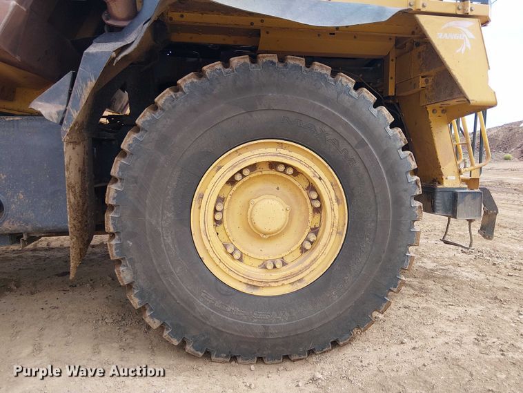 image for item EC1225 2015 Komatsu KHD605-7E0 haul truck