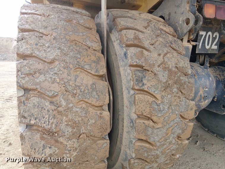 image for item EC1225 2015 Komatsu KHD605-7E0 haul truck