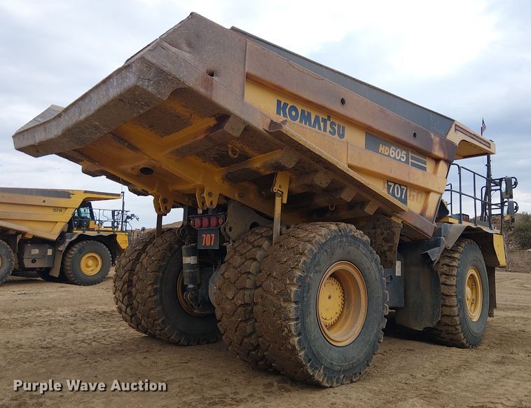 image for item EC1226 2017 Komatsu HD605-8 haul truck